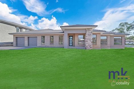 1 Arkley Ave, Claymore, NSW 2559