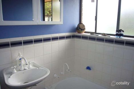 Property photo of 19 Jaguar Avenue Port Willunga SA 5173