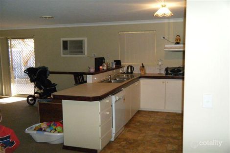 Property photo of 9 Thames Way Warnbro WA 6169