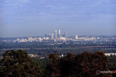 Property photo of 16 Walbeck Road Kalamunda WA 6076