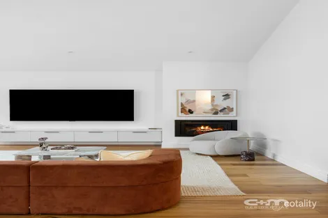 Property photo of 49 Sutherland Street Hadfield VIC 3046