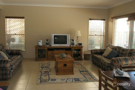 Property photo of 6 Santorini Place Forest Lake QLD 4078