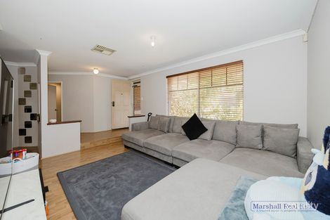 Property photo of 44 Stradbroke Gardens Ridgewood WA 6030