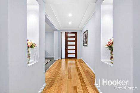 Property photo of 8 Burnett Way Clyde North VIC 3978