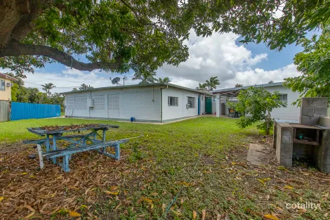 Property photo of 2/9 Tingha Street Cranbrook QLD 4814