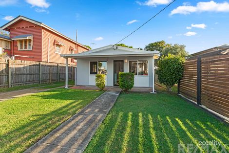 Property photo of 71 Mountjoy Terrace Wynnum QLD 4178