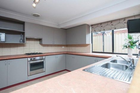Property photo of 12 Minjah Circuit Carramar WA 6031