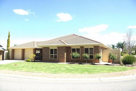 72 Parkway Cct, Parafield Gardens, SA 5107