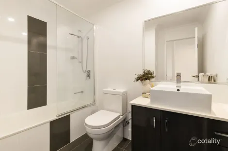 Property photo of 40/30 Taylor Place Mackenzie QLD 4156