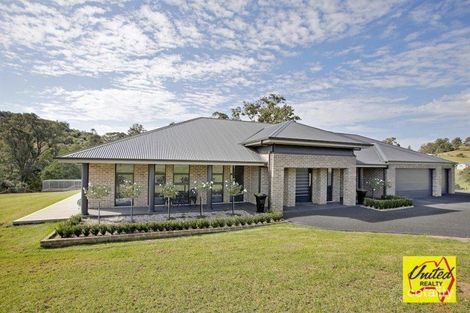 Property photo of 16 Sunset View Drive Orangeville NSW 2570