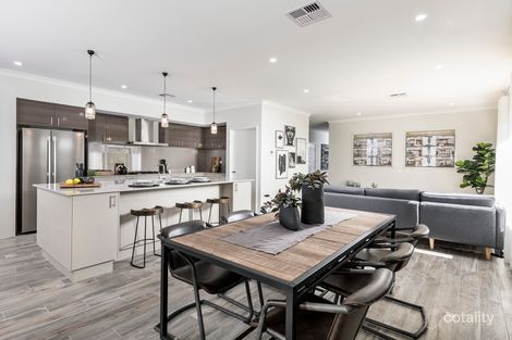 Property photo of 16 Cedarleaf Entrance Treeby WA 6164