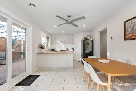 Property photo of 2/29 Heatherhill Road Frankston VIC 3199
