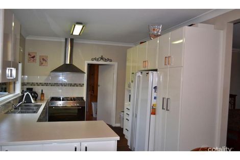 Property photo of 6 West Road South Bunbury WA 6230