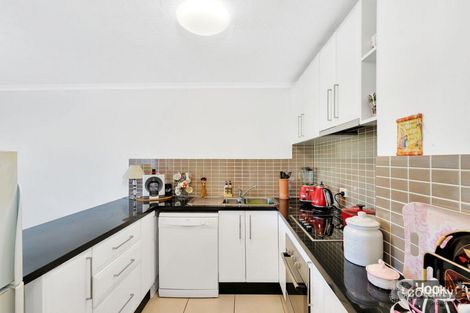 Property photo of 4/27 Whiting Street Labrador QLD 4215