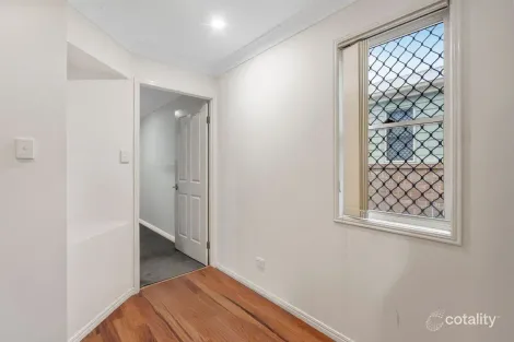 Property photo of 2/9 Callicoma Court Ormeau QLD 4208