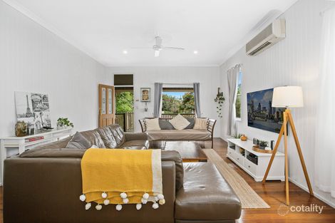 Property photo of 32 Belleview Parade Paddington QLD 4064