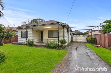 240 River Ave, Carramar, NSW 2163