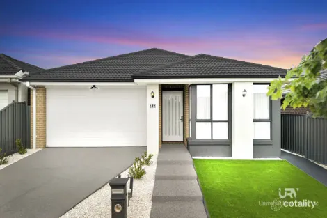 Property photo of 141 Vantage Boulevard Craigieburn VIC 3064