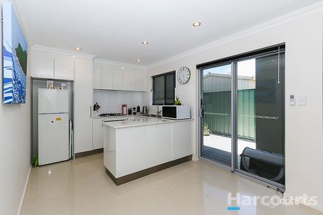 5/379 Daly St, Cloverdale, WA 6105