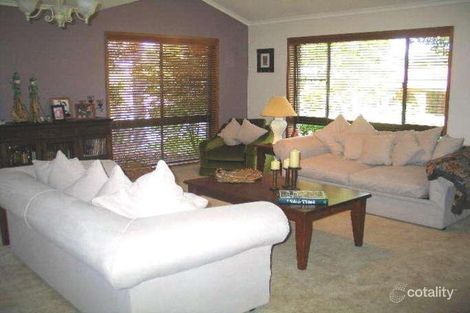 Property photo of 3 Halmore Place Chapel Hill QLD 4069