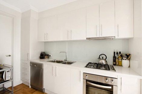 Property photo of 18/293-295 Hawthorn Road Caulfield VIC 3162