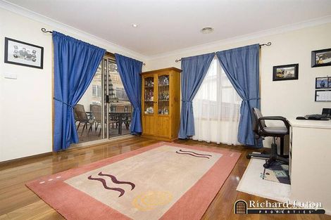 Property photo of 17 Eucalypt Rise Jerrabomberra NSW 2619