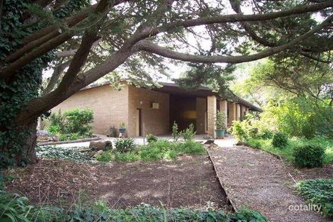 9 Coachmans Ct, Chirnside Park, VIC 3116