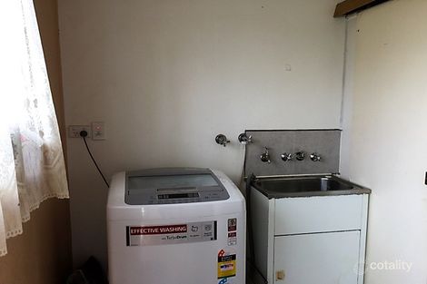 Property photo of 5 Flinders Street Yuleba QLD 4427