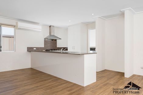 Property photo of 13 Beachcomber Hill Glenfield WA 6532