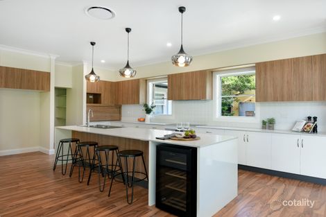 Property photo of 8 Francis Street North Toowoomba QLD 4350