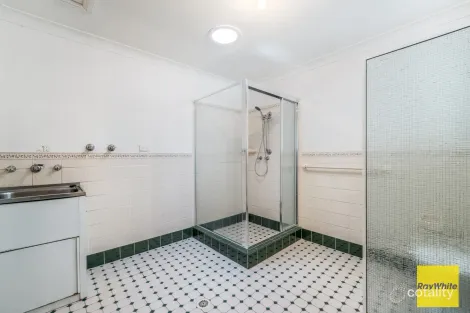 Property photo of 100 Lime Street Cabramatta West NSW 2166