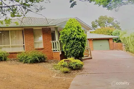 Property photo of 8 English Grove Jerrabomberra NSW 2619