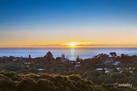 Property photo of 54 Aldinga Drive Wamberal NSW 2260