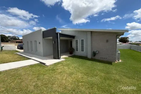 1 Swan St, Inverell, NSW 2360