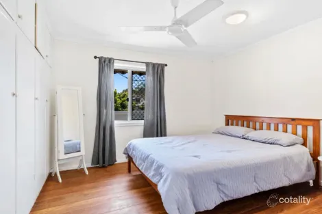 Property photo of 48 Fifth Avenue Palm Beach QLD 4221
