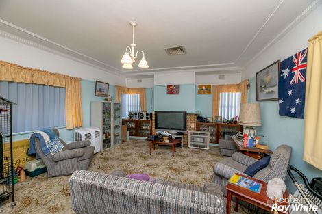 Property photo of 18 The Lakes Way Forster NSW 2428