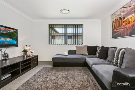 Property photo of 28 Stockyard Crescent Horsley NSW 2530