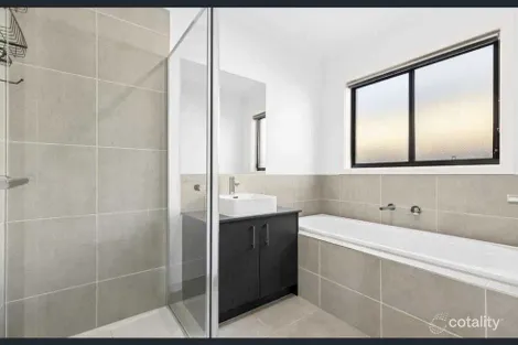 Property photo of 69 Whites Road Mount Duneed VIC 3217