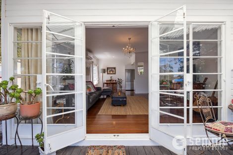 Property photo of 4 Winterfold Road Hilton WA 6163