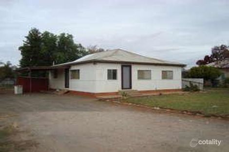 27 Hebden St, Yoogali, NSW 2680