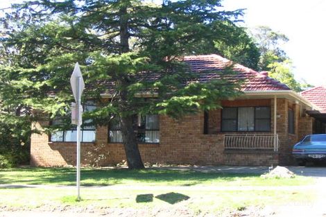 861 Henry Lawson Dr, Picnic Point, NSW 2213