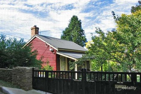 28 Waratah Ave, Katoomba, NSW 2780