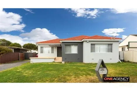 Property photo of 16 Amalfi Street Lurnea NSW 2170