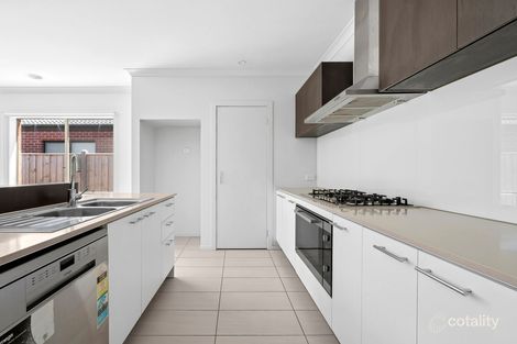 Property photo of 5 Aristotle Street Mount Duneed VIC 3217