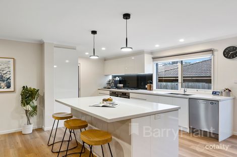 Property photo of 47 Milpera Crescent Wantirna VIC 3152