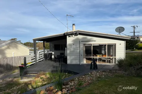 13 Bassett Rd, Lakes Entrance, VIC 3909