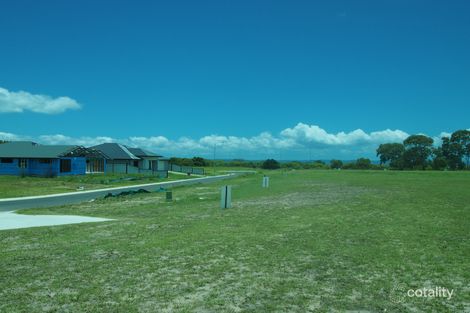 4 Marine Ct, Urangan, QLD 4655