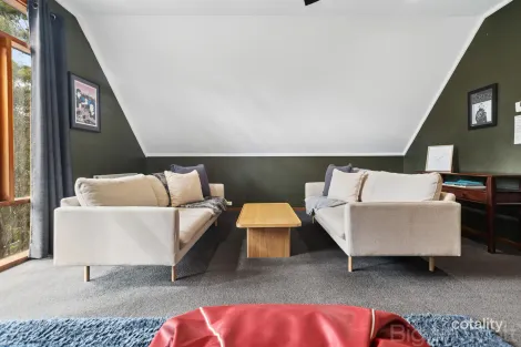 Property photo of 28 Lakeside Drive Hepburn VIC 3461