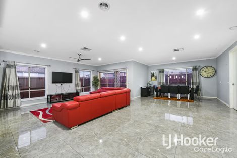 Property photo of 19 Avonbury Circuit Cranbourne West VIC 3977