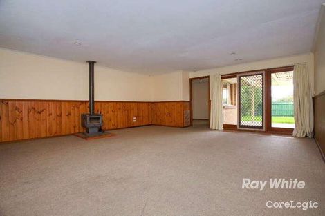 Property photo of 27 Marnie Drive Cranbourne West VIC 3977